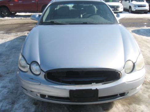 Used 2006 Buick LaCrosse CXL image 2