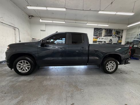 Used 2019 Chevrolet Silverado 1500 2WD Double Cab RST image 3