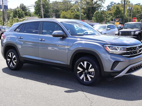 Used 2022 Volkswagen Atlas Cross Sport SE image 10