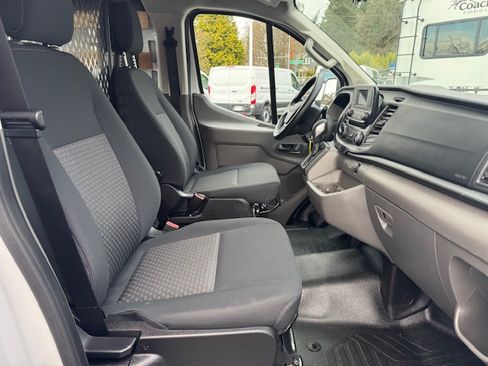 Used 2024 Ford Transit 250 image 18