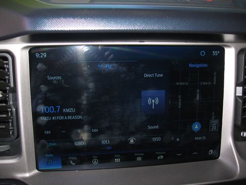 Used 2023 Ford Bronco Outer Banks w/ SASQUATCH PKG image 10