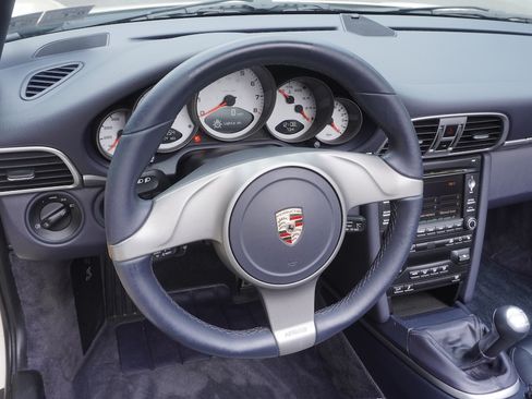 Used 2010 Porsche 911 Carrera S Cabriolet RWD image 49