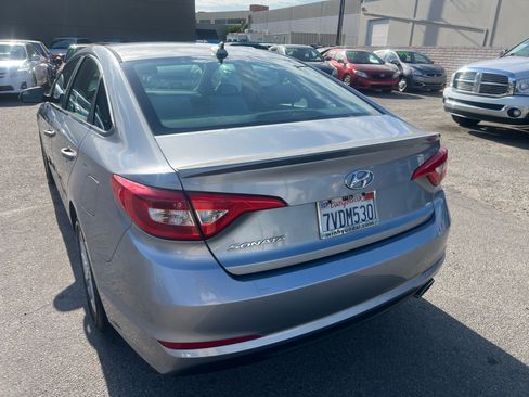 Used 2017 Hyundai Sonata SE FWD image 8
