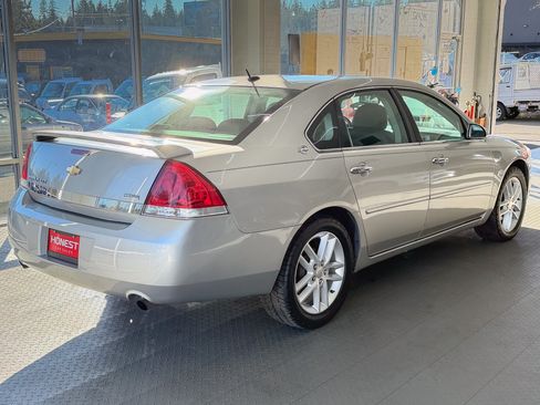 Used 2008 Chevrolet Impala LTZ image 4