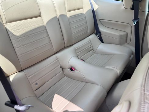 Used 2006 Ford Mustang GT Premium image 20
