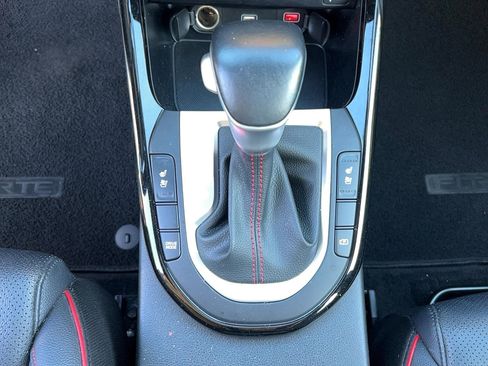 Used 2023 Kia Forte GT image 19