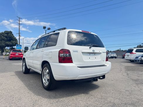 Used 2006 Toyota Highlander 2WD image 6
