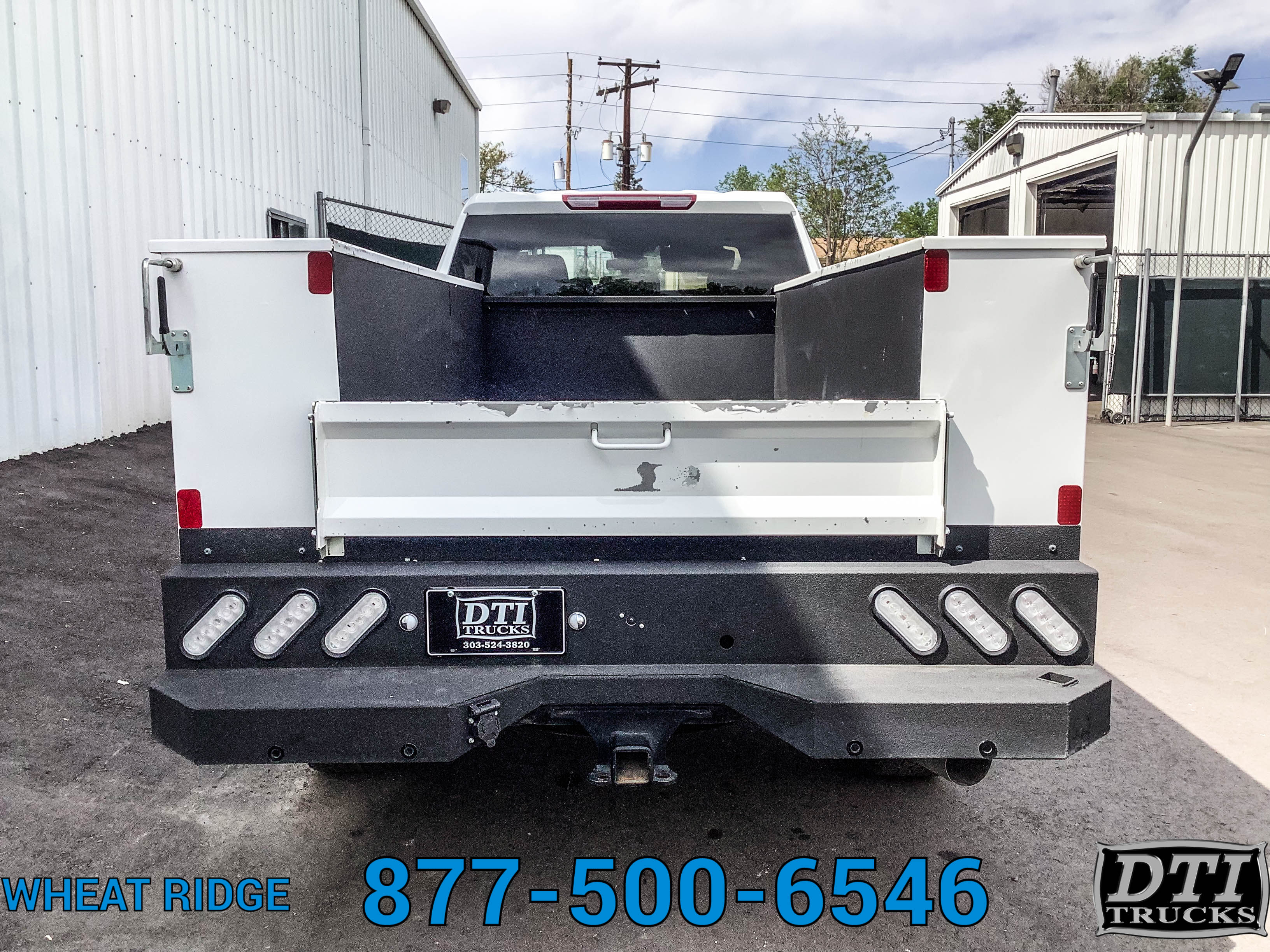 Used 2025 Chevrolet Silverado 2500 4x4 Crew Cab Custom image 7