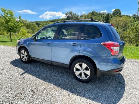 Used 2015 Subaru Forester 2.5i Premium AWD/4WD image 7