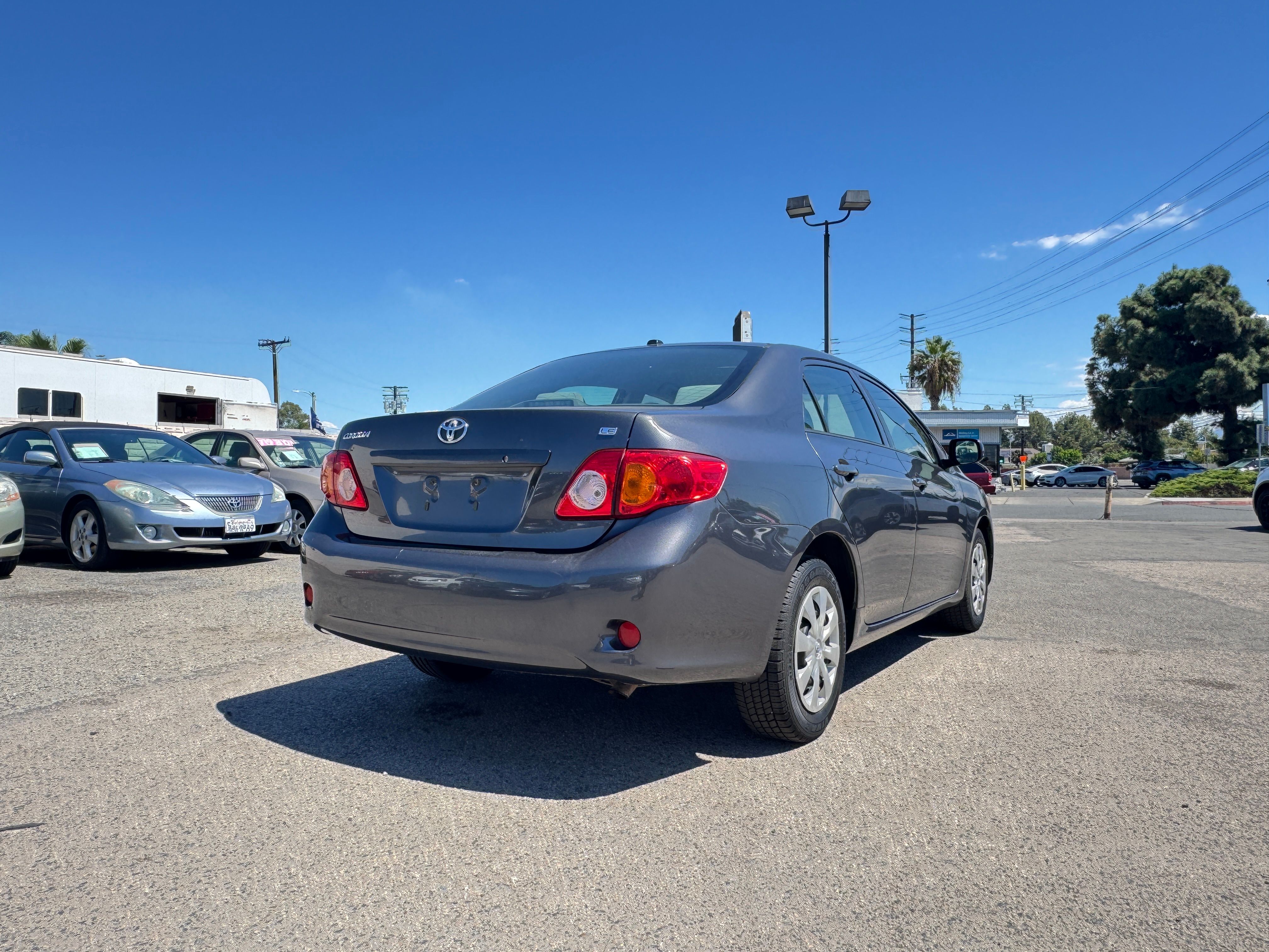 Used 2009 Toyota Corolla LE FWD image 8