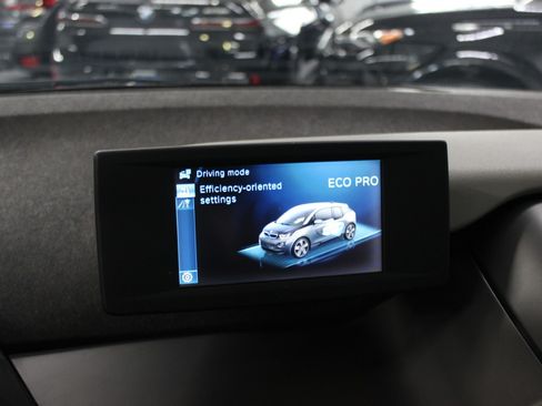 Used 2015 BMW i3 w/ Range Extender RWD image 16