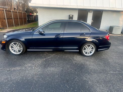 Used 2013 Mercedes-Benz C 250 image 25