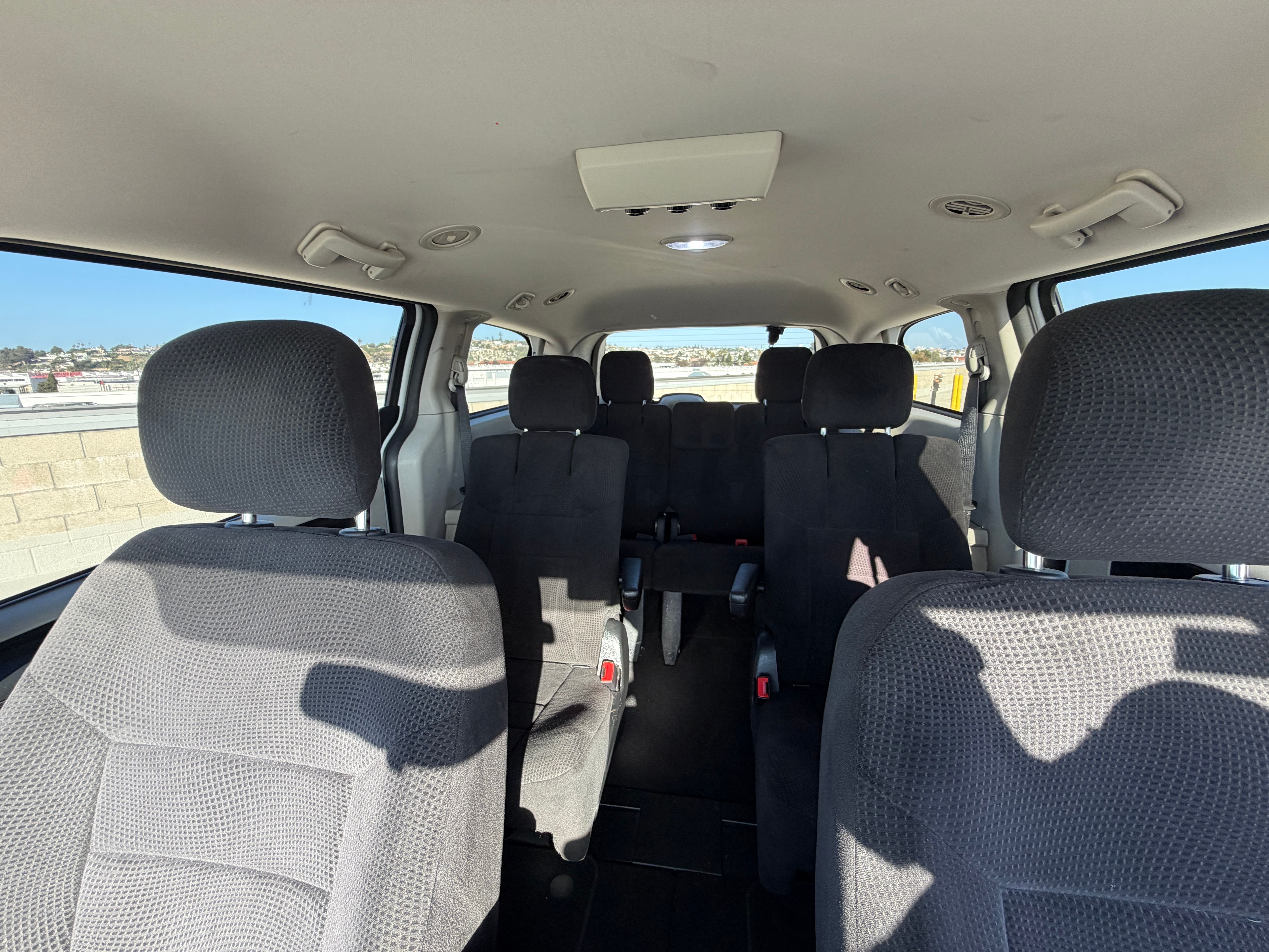 Used 2014 Dodge Grand Caravan UNAVAIL FWD image 39