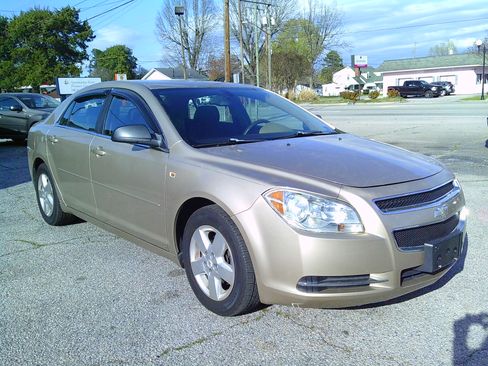 Used 2008 Chevrolet Malibu LS FWD image 1