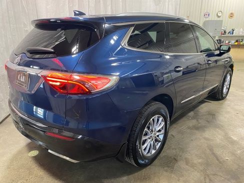 Used 2023 Buick Enclave FWD Essence image 31