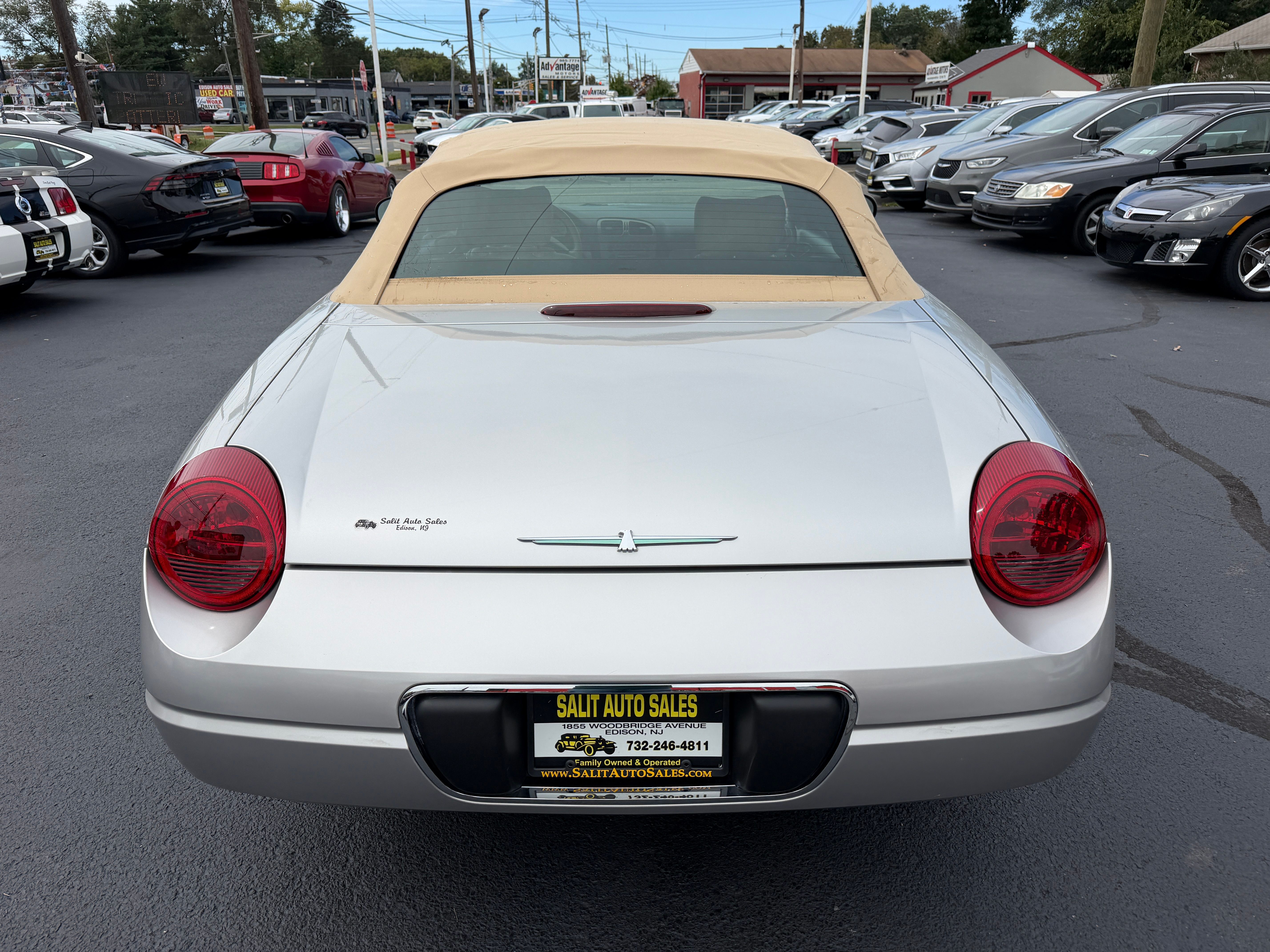 Used 2004 Ford Thunderbird UNAVAIL RWD image 24