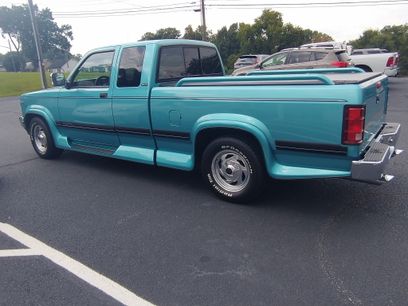 Used 1995 Dodge Dakota SLT