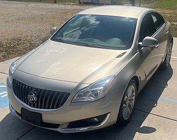 Used 2016 Buick Regal Leather FWD image 7