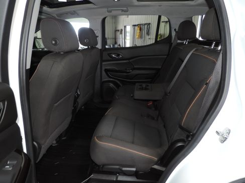 Used 2020 GMC Acadia AWD AT4 image 34
