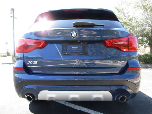 Used 2019 BMW X3 sDrive30i image 4