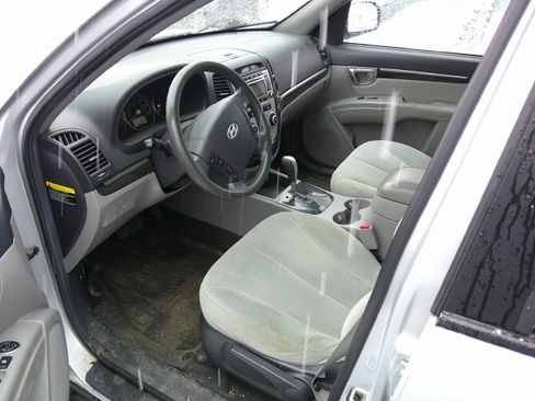 Used 2009 Hyundai Santa Fe GLS image 7
