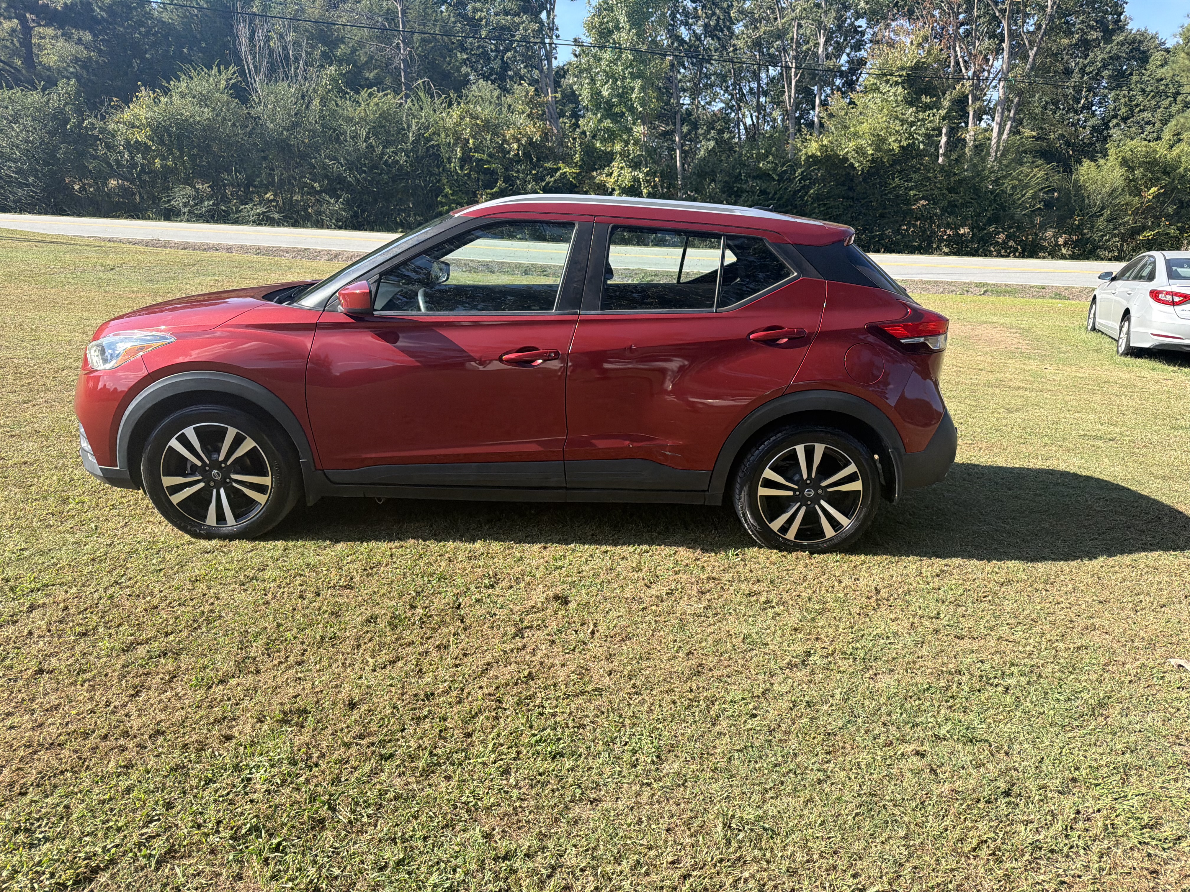 Used 2020 Nissan Kicks SV FWD image 39