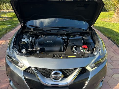 Used 2017 Nissan Maxima 3.5 SL image 11