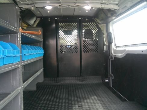 Used 2021 Ford Transit 250 XL image 11