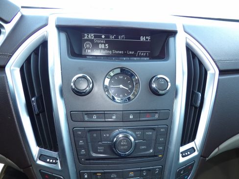 Used 2012 Cadillac SRX Luxury image 9
