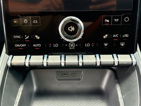 New 2026 GMC Terrain AT4 image 24