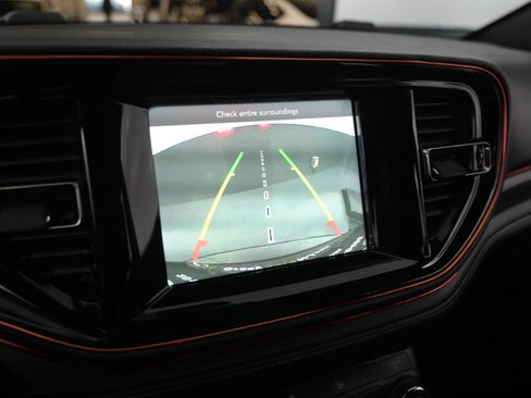 Used 2022 Dodge Durango GT image 32