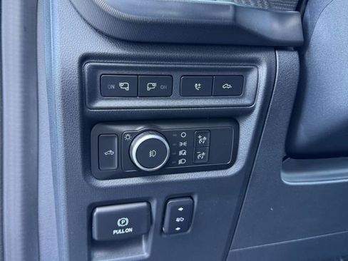 Used 2021 Ford F150 Platinum image 17