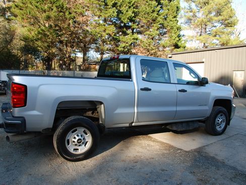 Used 2017 Chevrolet Silverado 2500 image 5