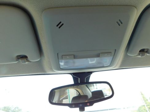 Used 2020 Chevrolet Sonic Premier image 20