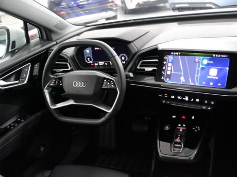 Used 2024 Audi Q4 e-tron Premium Plus image 35