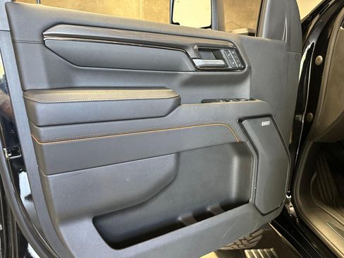 Used 2024 GMC Sierra 2500 4x4 Crew Cab AT4 image 27