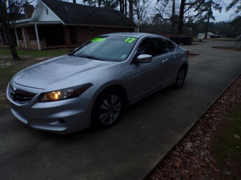 Used 2012 Honda Accord LX image 8