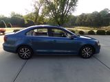 Used 2017 Volkswagen Jetta SE image 6