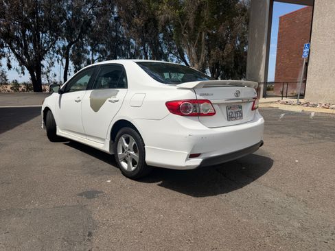 Used 2013 Toyota Corolla S FWD image 3