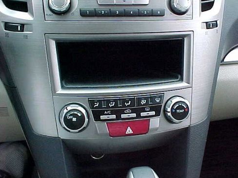 Used 2014 Subaru Legacy 2.5i w/ Alloy Wheel Package image 22