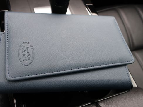 Used 2022 Land Rover Range Rover Evoque R-Dynamic S image 39