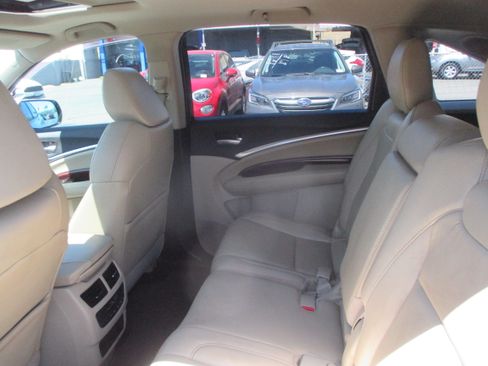 Used 2016 Acura MDX w/ Technology & Entertainment FWD image 11