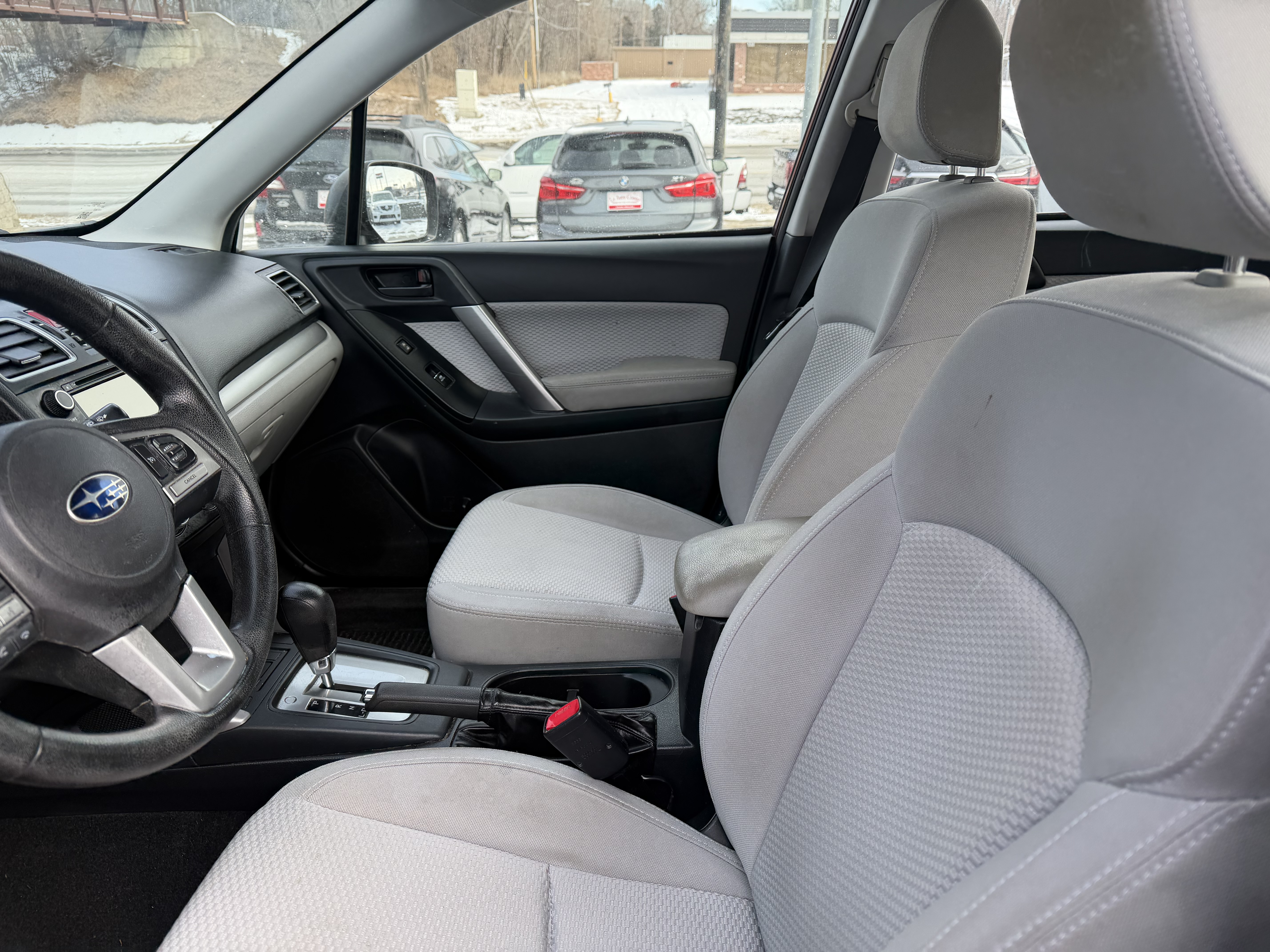 Used 2017 Subaru Forester 2.5i AWD/4WD image 13