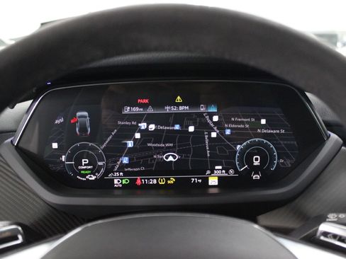 Used 2023 Audi e-tron GT Premium Plus image 38
