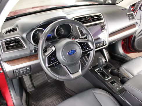 Used 2018 Subaru Outback 3.6R Limited AWD/4WD image 7