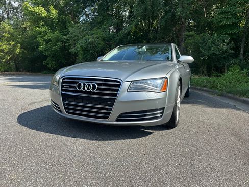 Used 2012 Audi A8 L 4.2 image 4