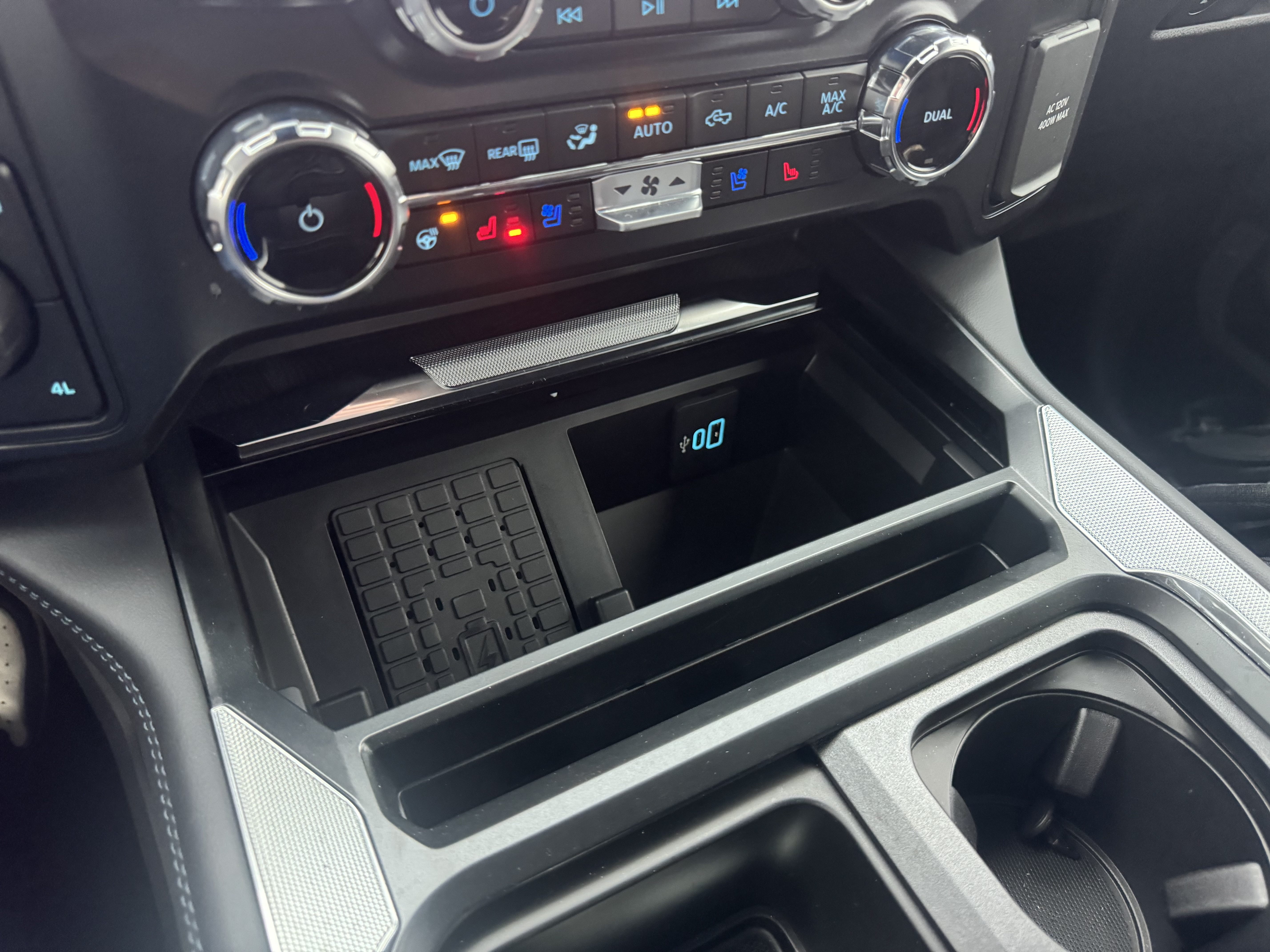 Used 2025 Ford F350 Platinum AWD/4WD image 33