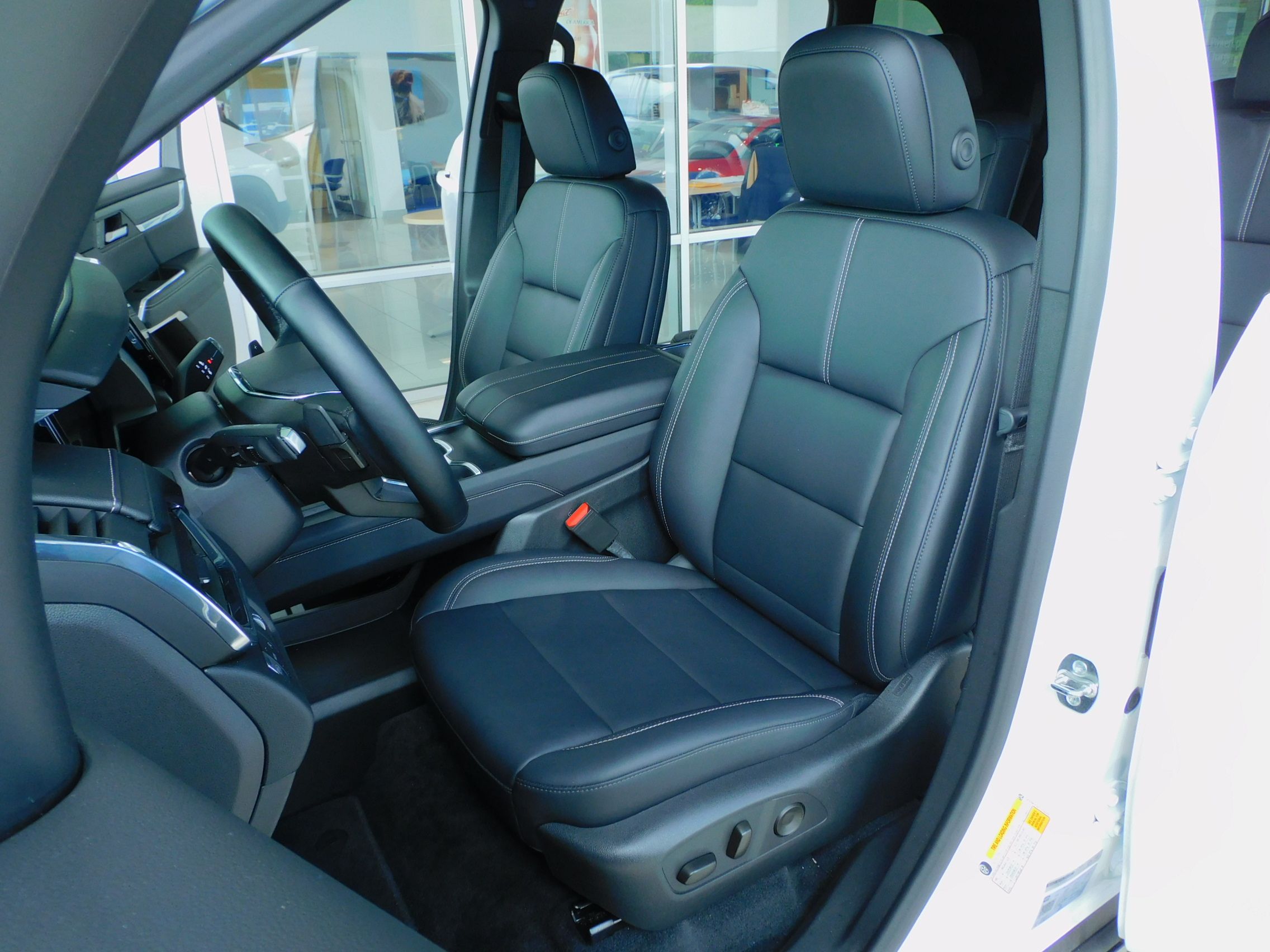 Used 2026 GMC Acadia FWD Elevation image 18
