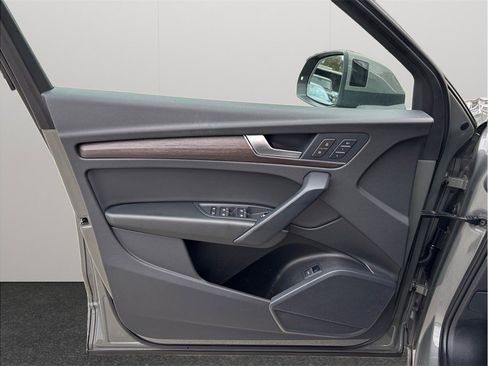 Used 2023 Audi Q5 2.0T Premium image 22