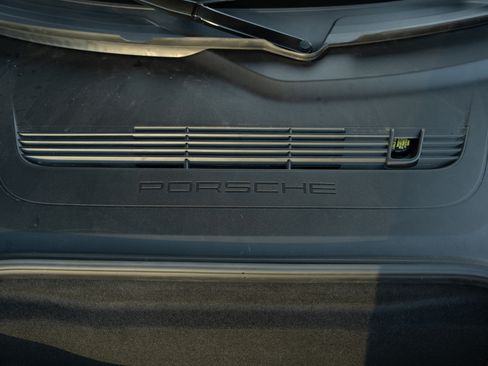 Used 2019 Porsche 911 GT3 Touring image 66